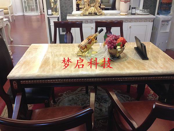歐美時尚方餐桌